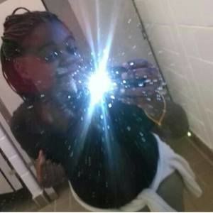 Meet your Posher, Tiara