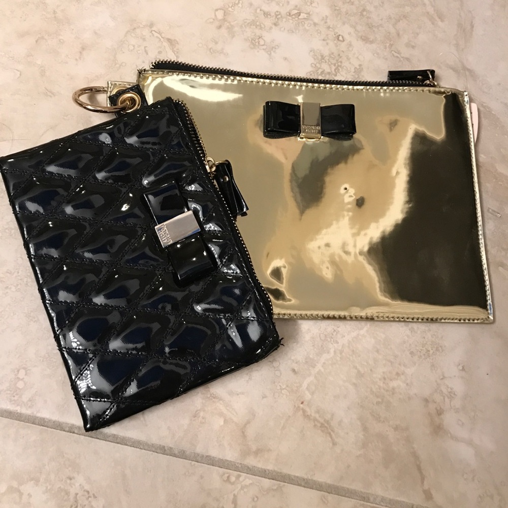Victoria secrets make up accessories bags.