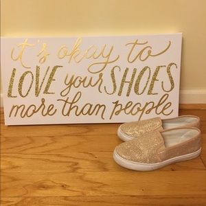 Gold glitter slide ons