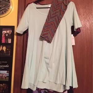 Beautiful LulaRoe outfit!