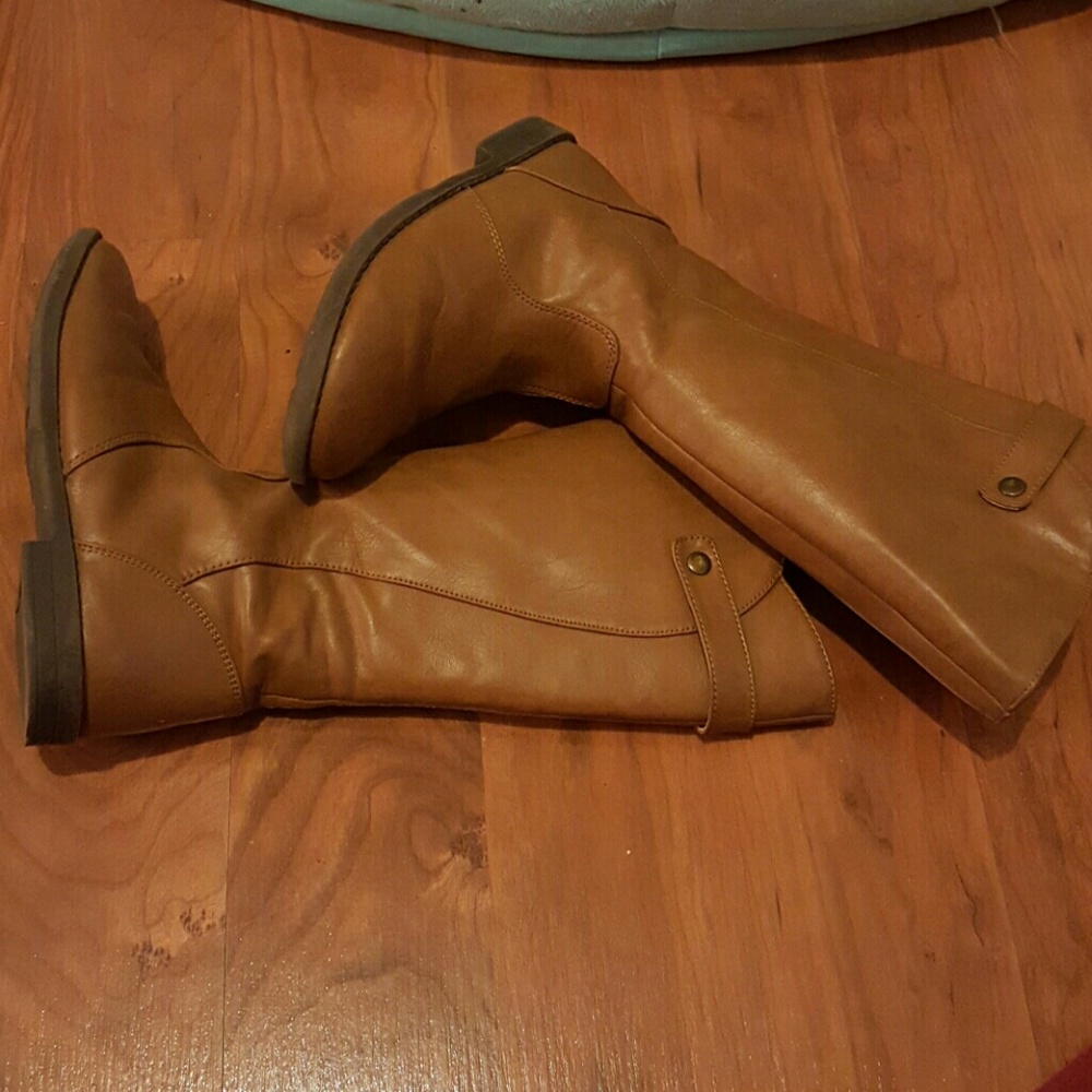 Kids boots