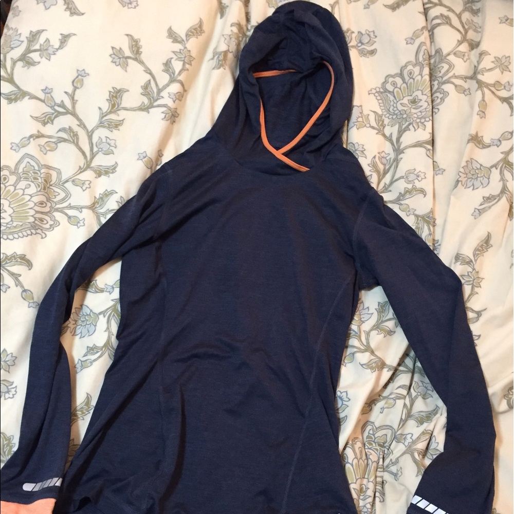 SUPER CUTE AND COMFORTABLE WORKOUT JACKET