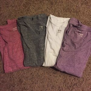 🚫SOLD🚫 Bundle of 4 long sleeve t shirts.