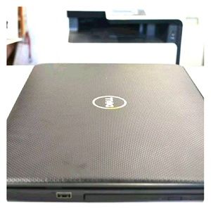 Dell Inspiron 3521