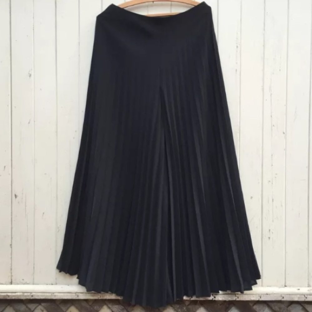 Escada vintage black pleated palazzo pants, sz 38