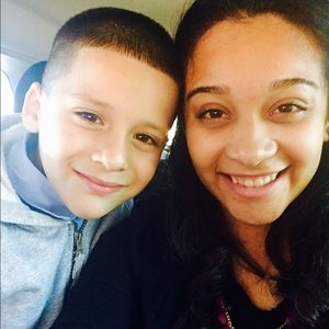 Meet your Posher, Elisa