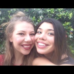 Meet your Posher, Ana