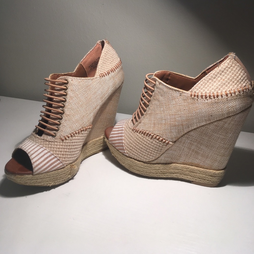 Chinese Laundry Wedge Espadrilles