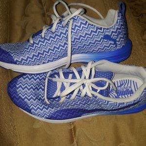 Women's Running Shoes