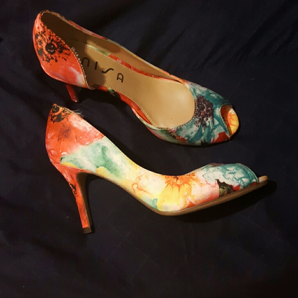 Unisa heels