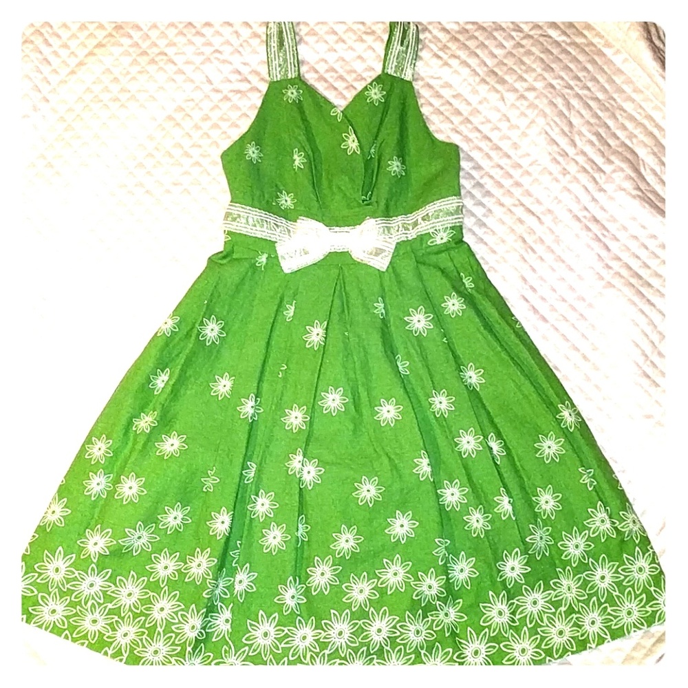 BONNIE JEAN girl's dress size 12 - worn once.