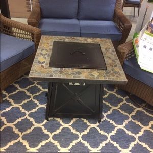 Meet your Posher, Carl