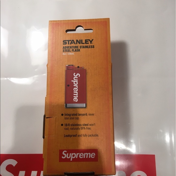 SUPREME X STANLEY FLASK - Picture 3 of 4