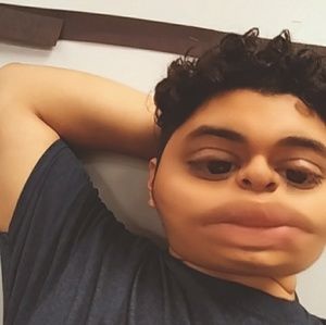 Meet your Posher, Leo