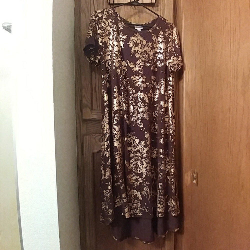 L Lularoe Carly