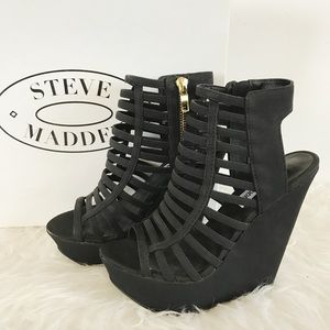 😍 BRAND NEW Steve Madden Wedges