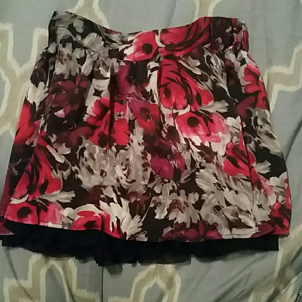 Flower patterned skirt