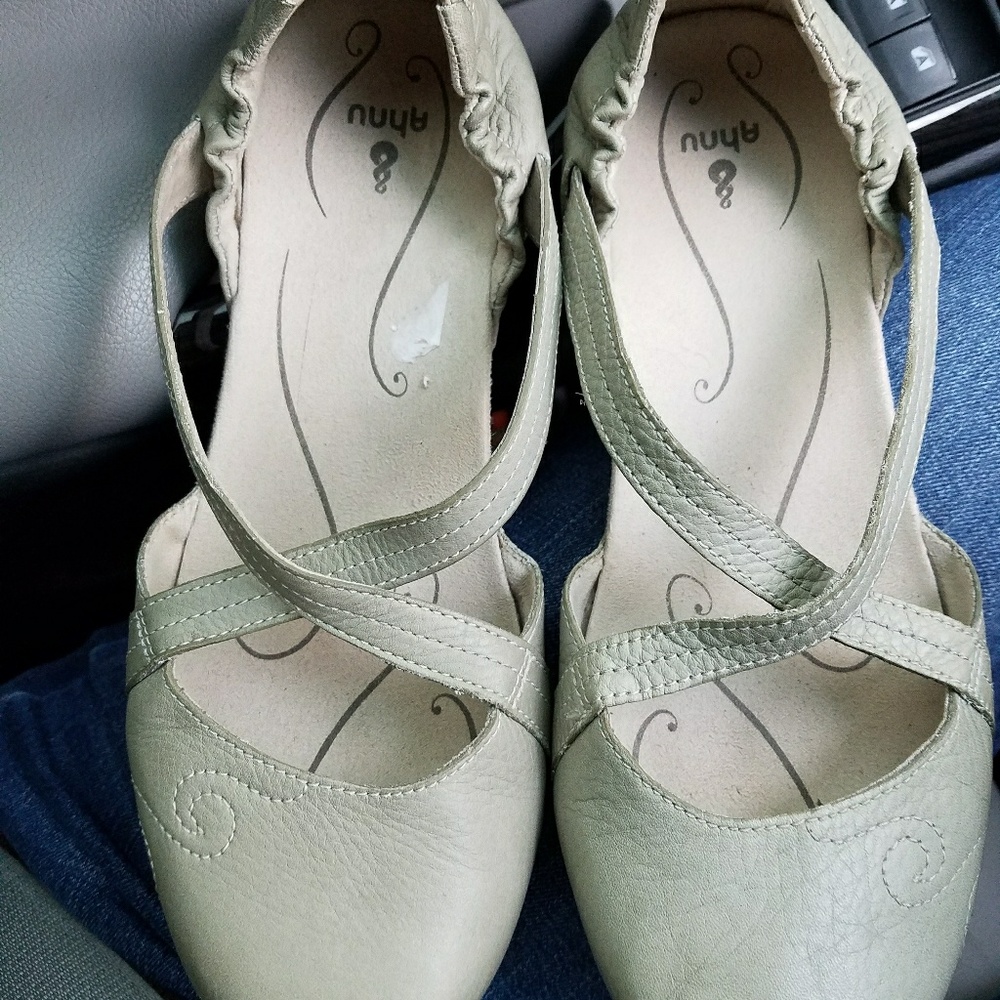 Ahnu made by teva