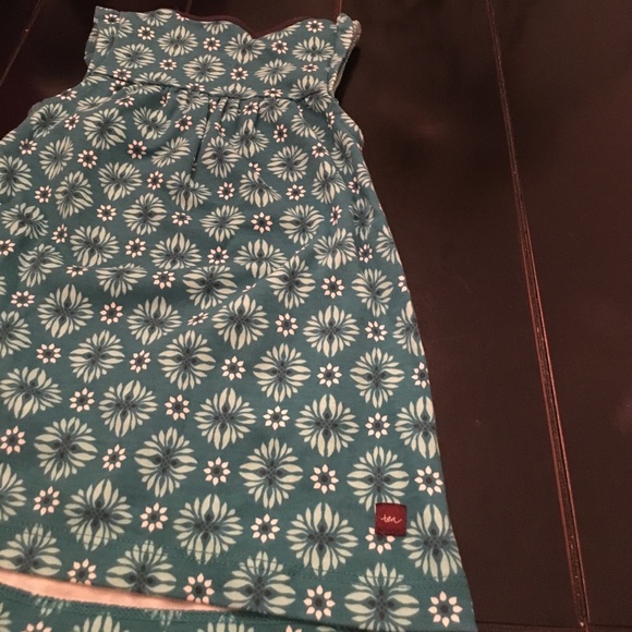 UEC- Tea baby dress - Picture 2 of 2