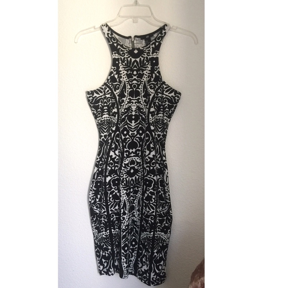 H&M Black and White Patterned Halter Dress Size XS