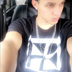 Meet your Posher, Yeyson