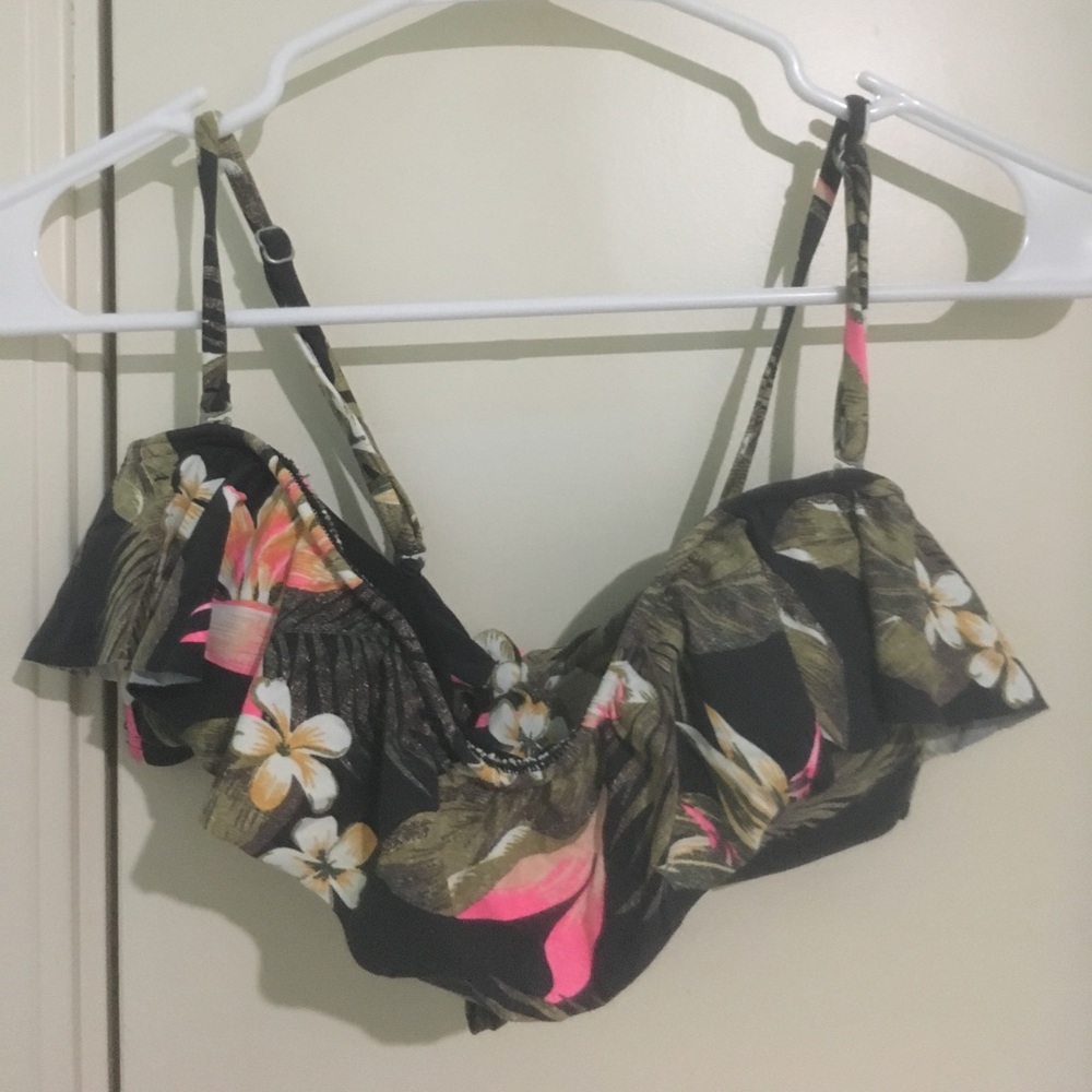 Billabong floral bikini top