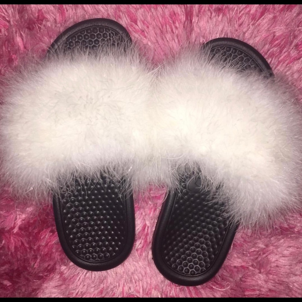 Nike Fur Slides