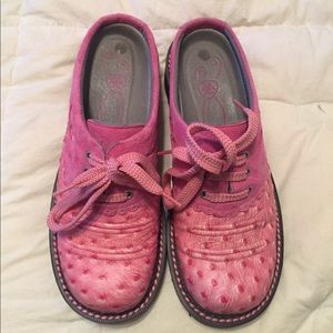 Pink faux snake skin shoes