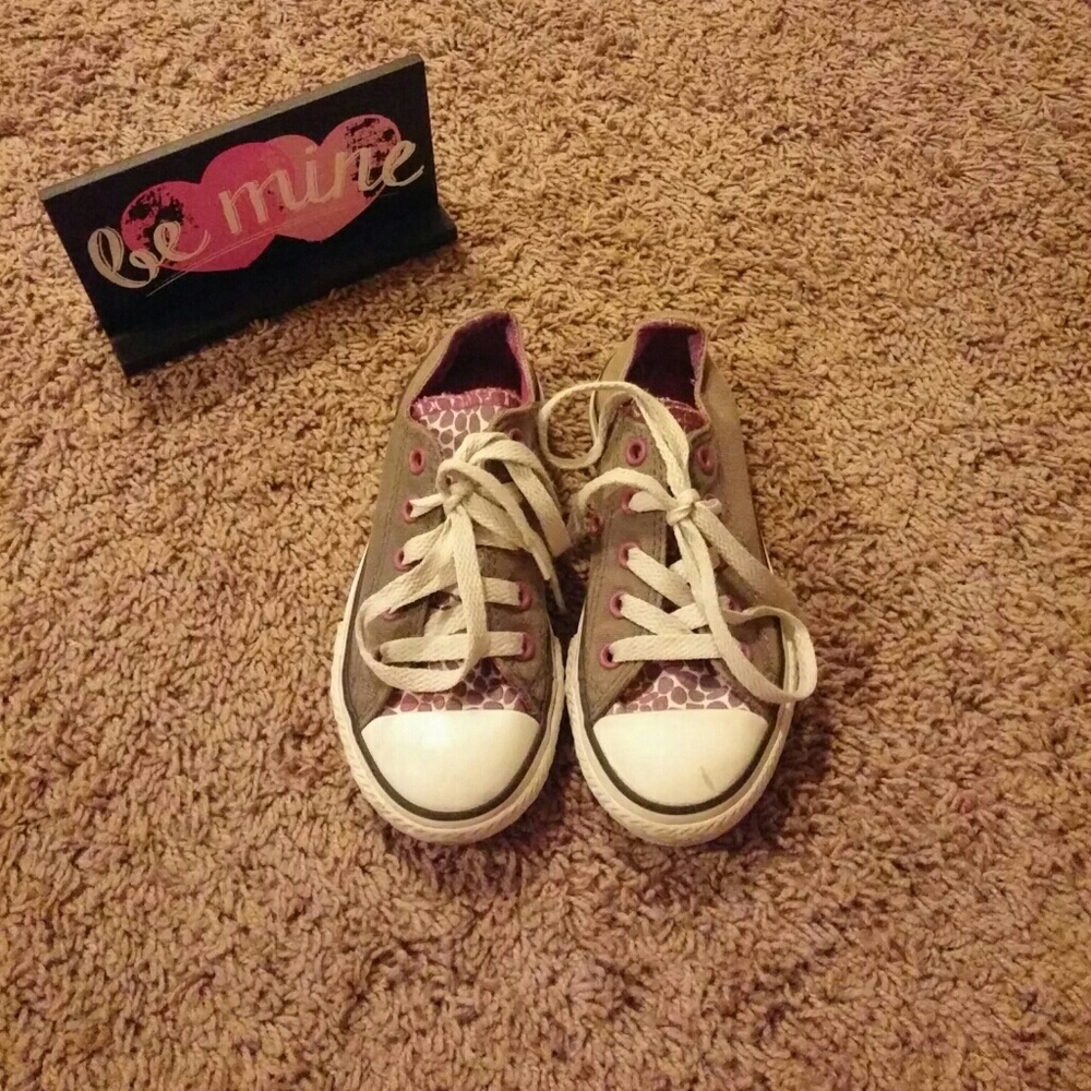 Little Girl Converse