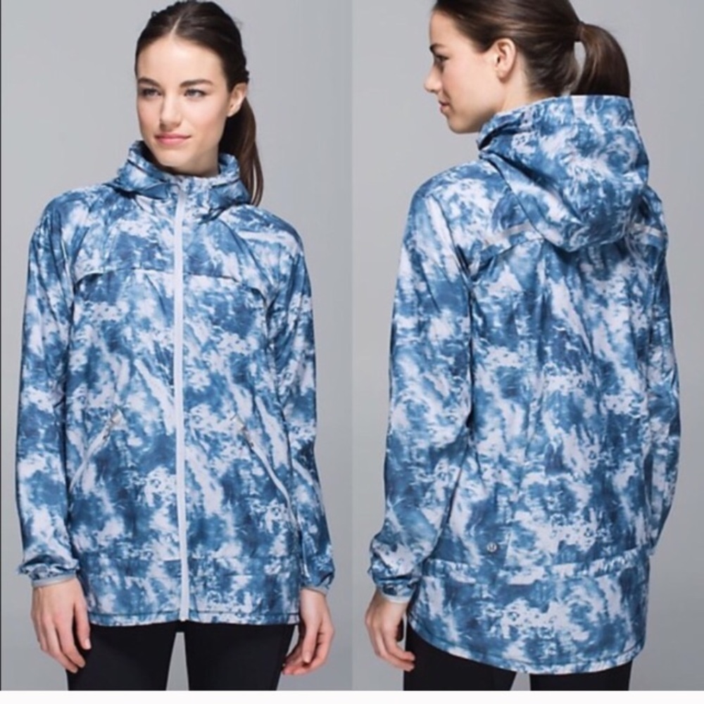 Lululemon raincoat