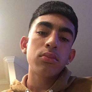 Meet your Posher, Carlos