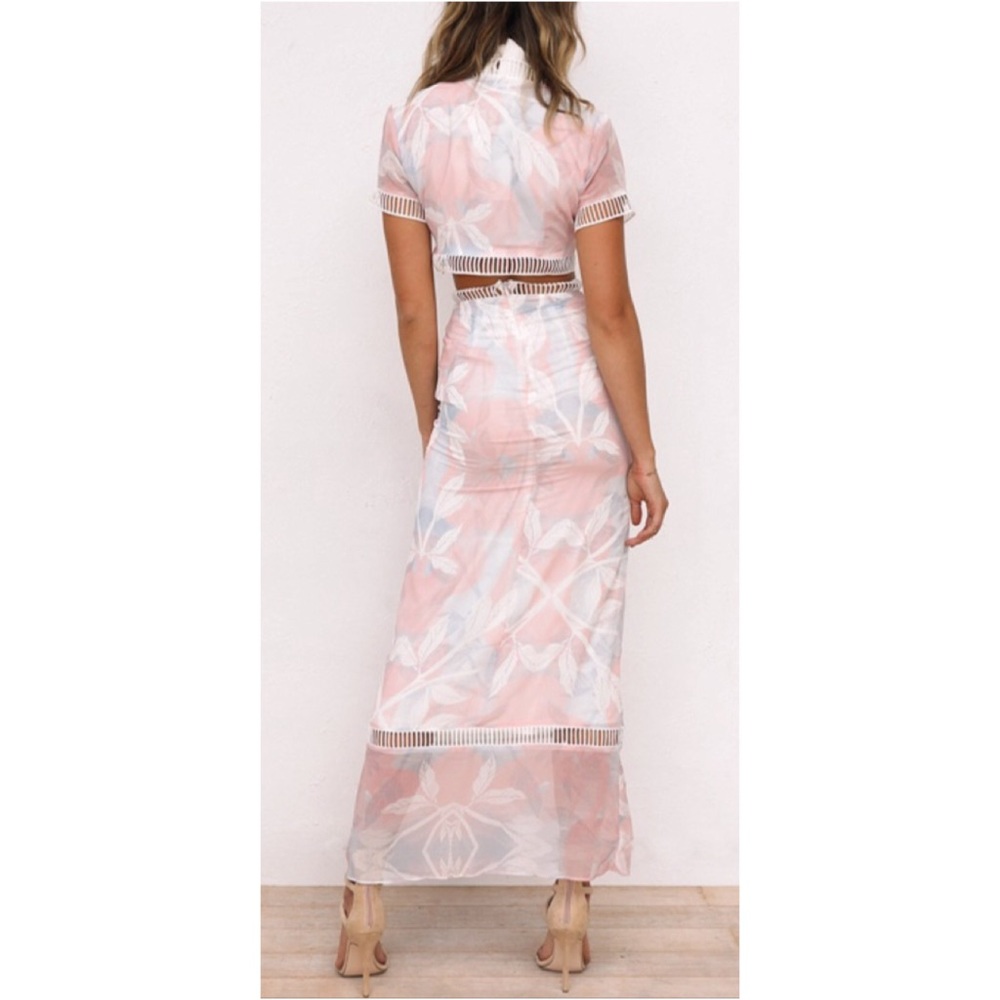 🆕Two Piece Pastel Crop Top & Skirt Set - Picture 5 of 7