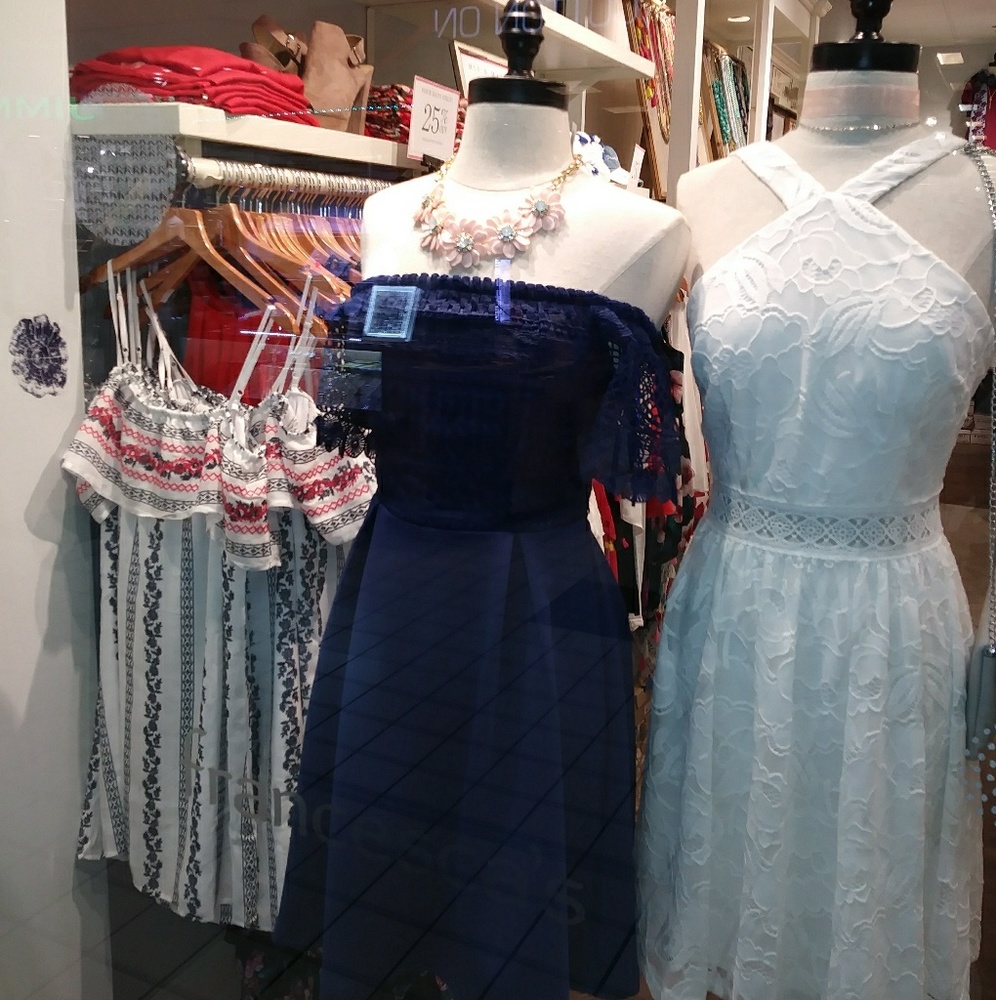 Meet your Posher, Amelia