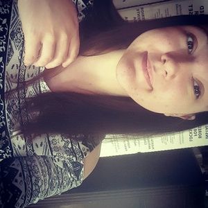 Meet your Posher, Alexis