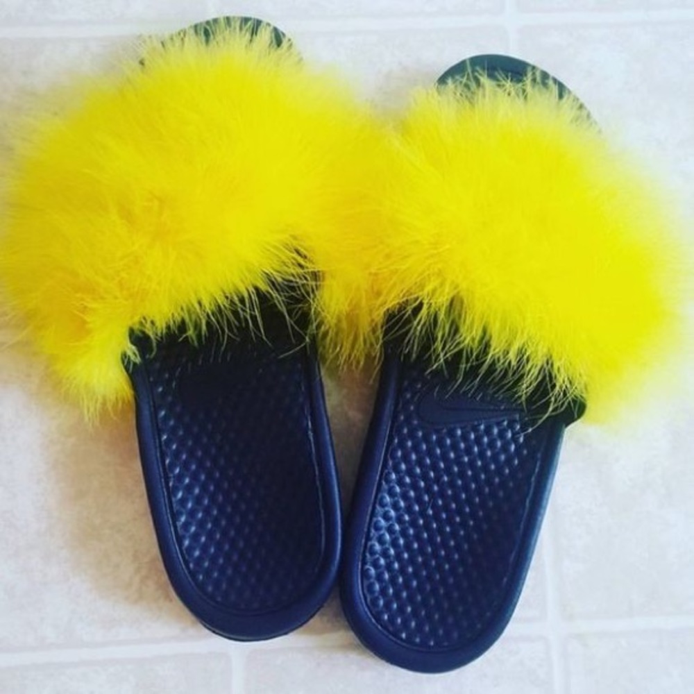 Nike Fur Slides