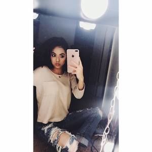 Meet your Posher, Krystal