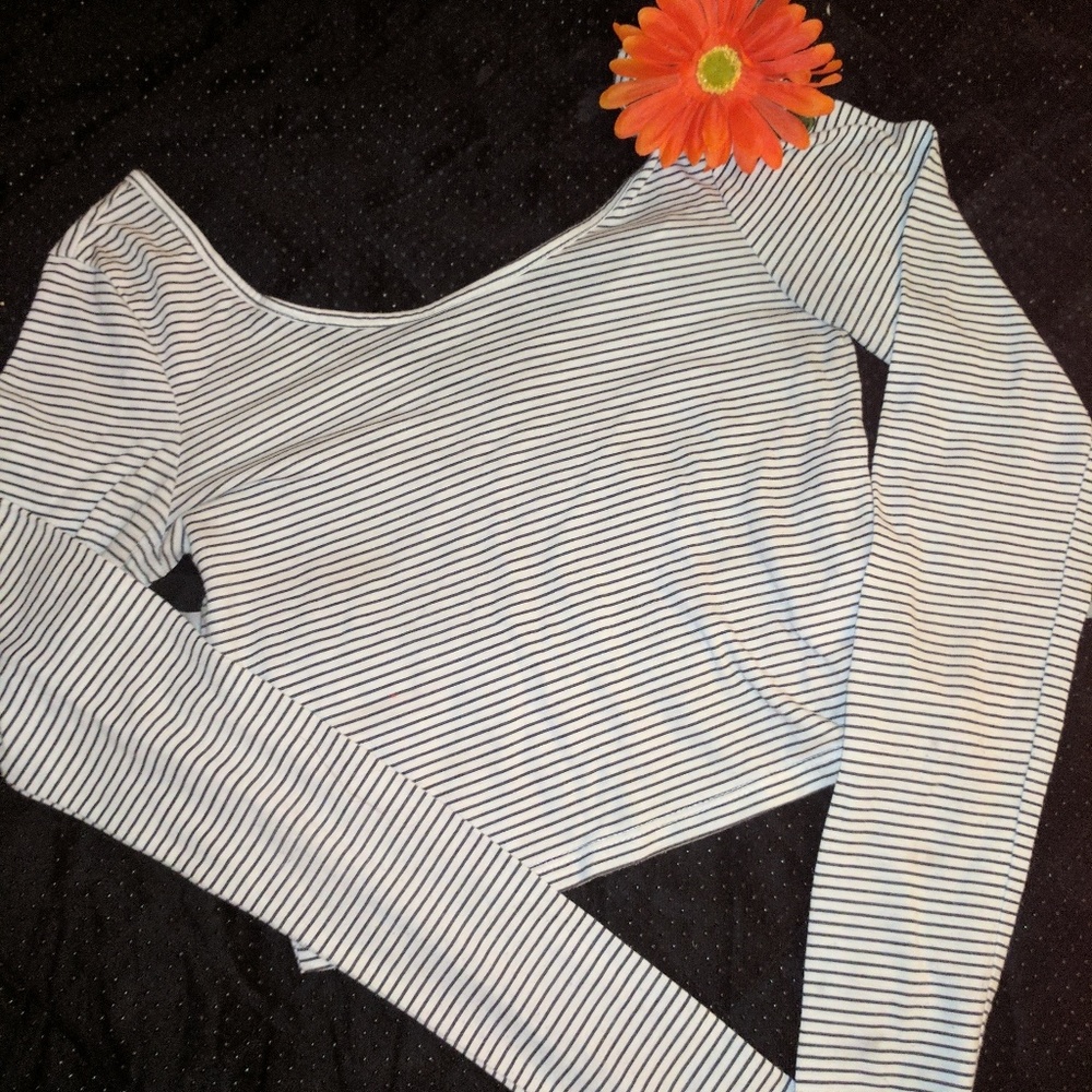 NOLLIE Crop Top