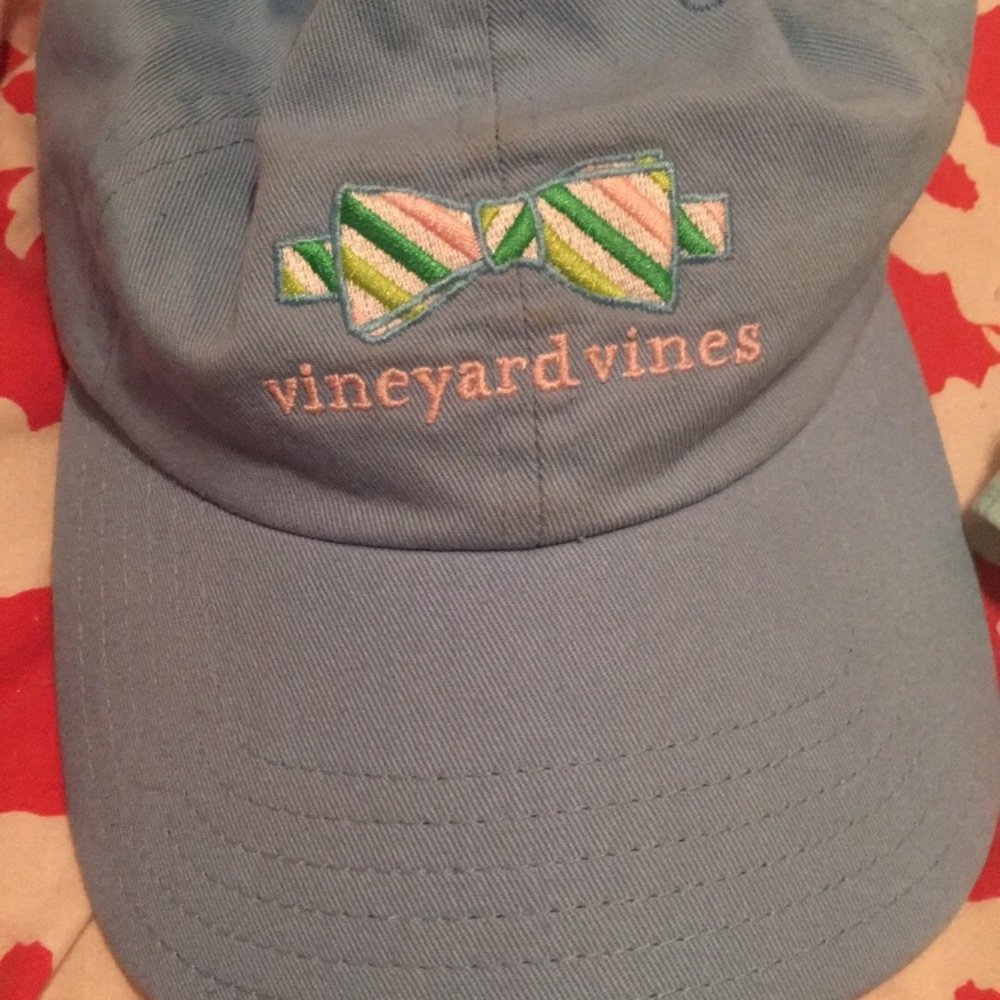 Vineyard vines derby hat 2016