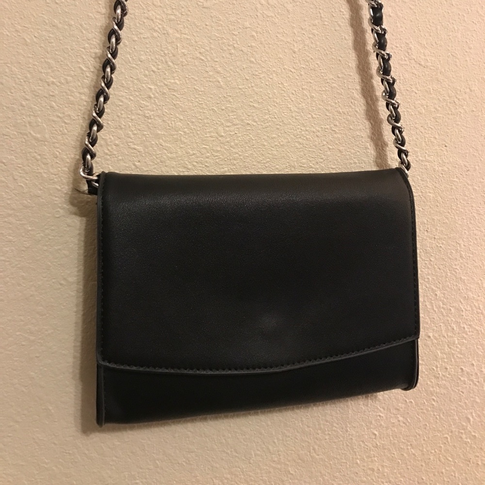 Forever 21 Faux Leather Chain Crossbody Purse Bag