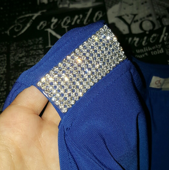 Rhinestone Detail Cold-Shoulder Long Sleeve Blouse - Picture 2 of 2