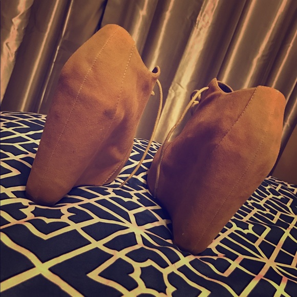 Open toe booties ❤️💛 - Picture 2 of 3