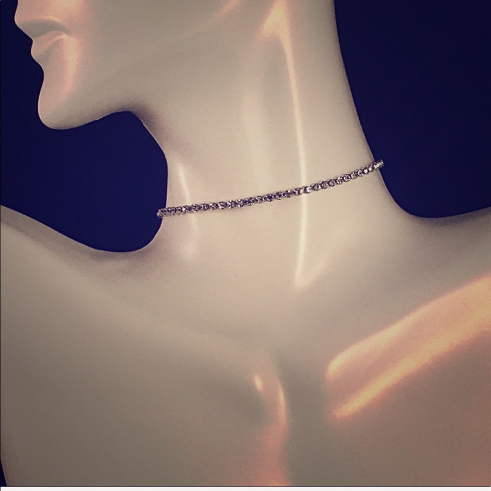 L💎Tiny Rhinestone Choker 💎 - Picture 2 of 4