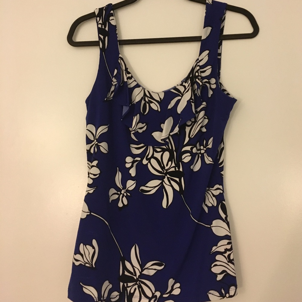 Merona royal blue and blk/wht floral top size M