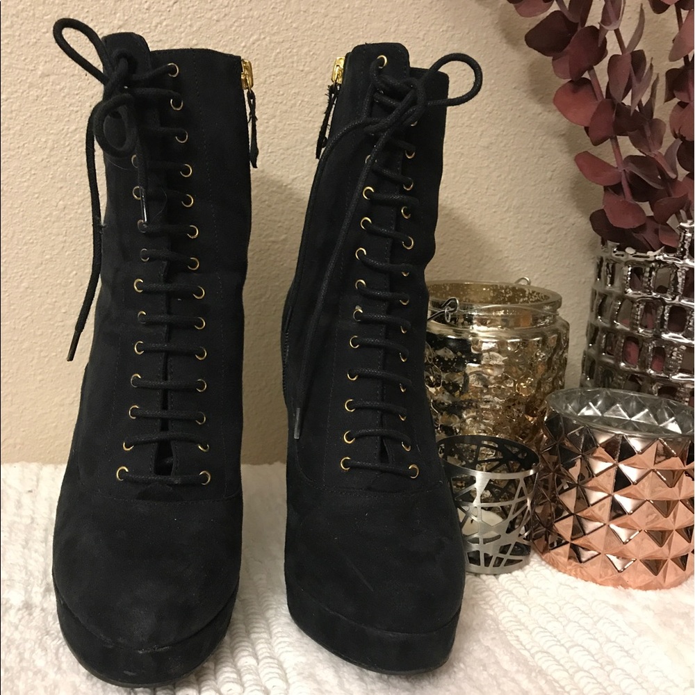 Lace-up army booties