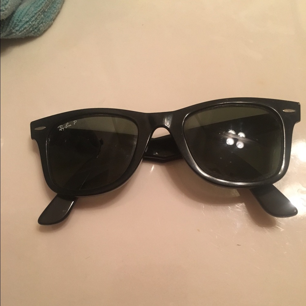 Ray ban polarized wayfarer