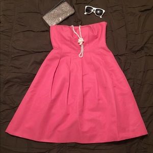 🌷Ann Taylor - pretty in pink! 🌷