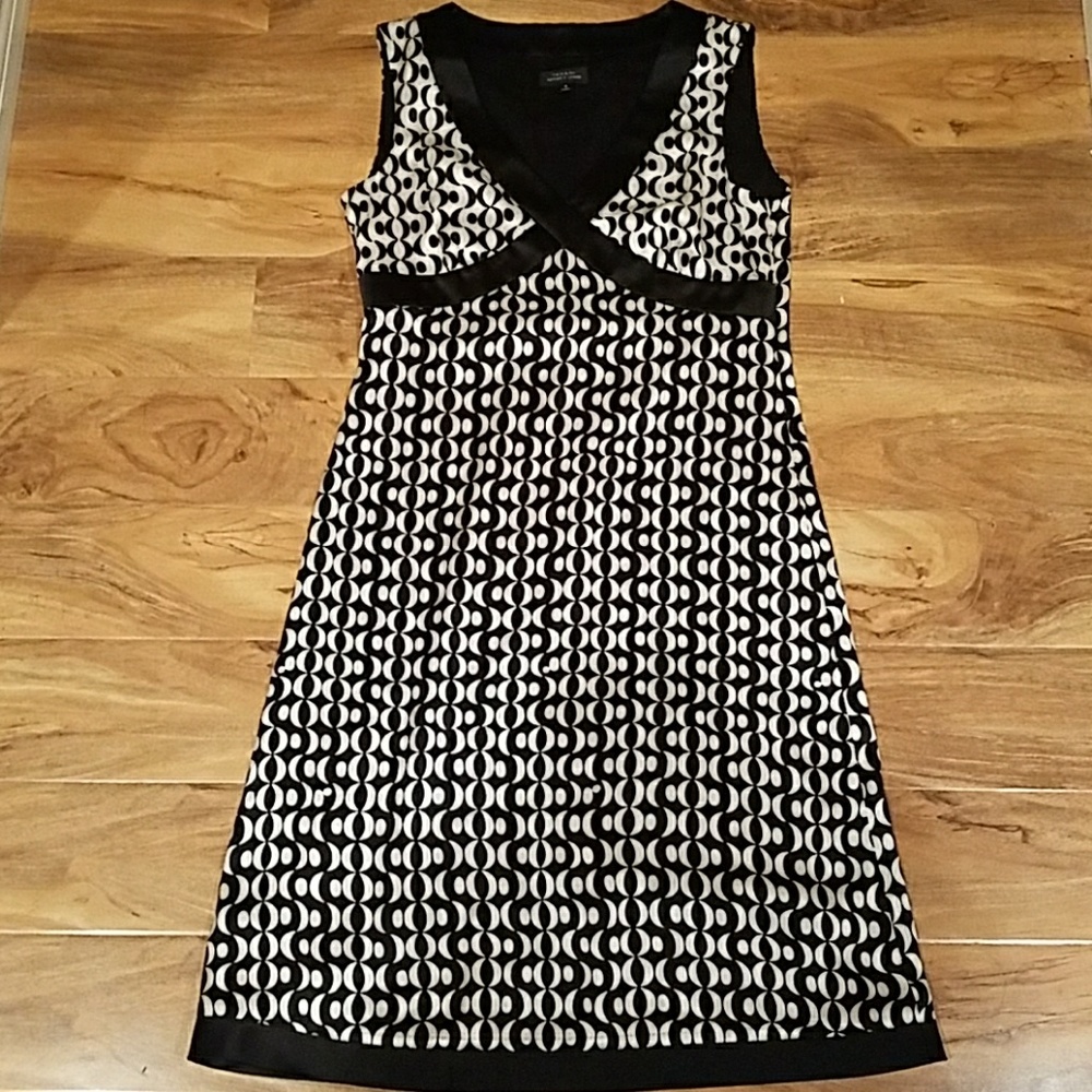 Beautiful Black/White Print