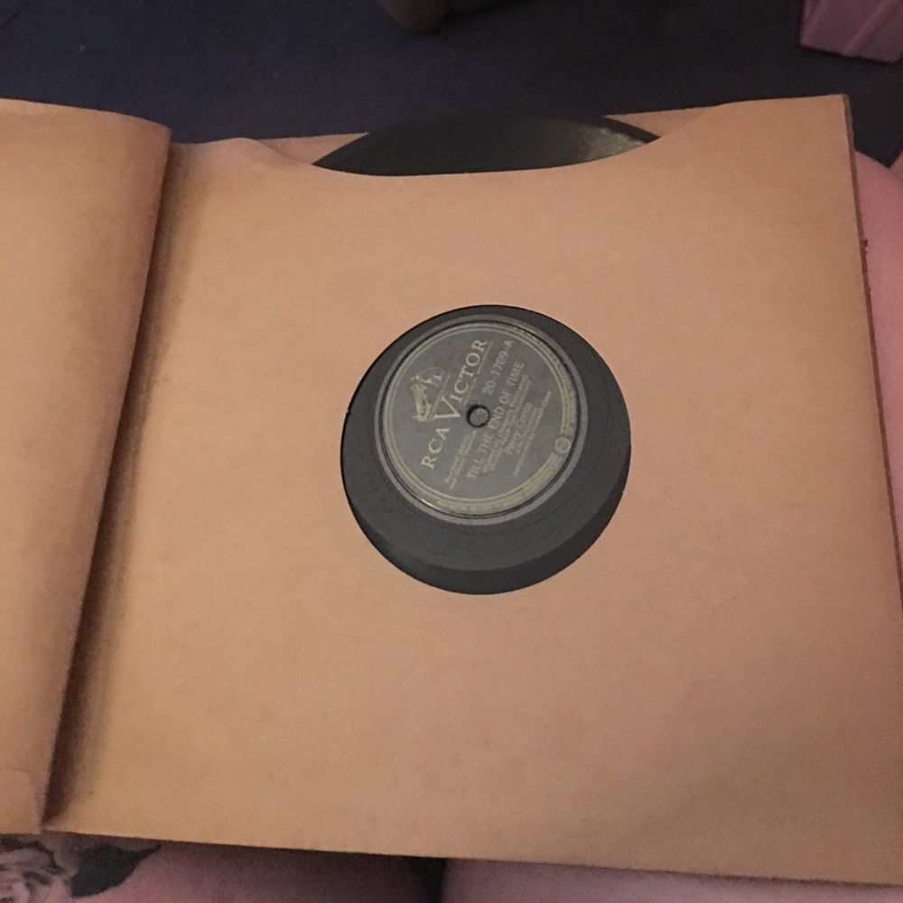 Perry como record - Picture 3 of 3