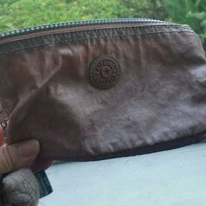 Kipling zipper pouch