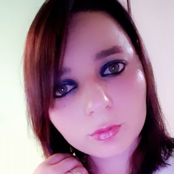 Meet your Posher, Kin - Picture 1 of 1